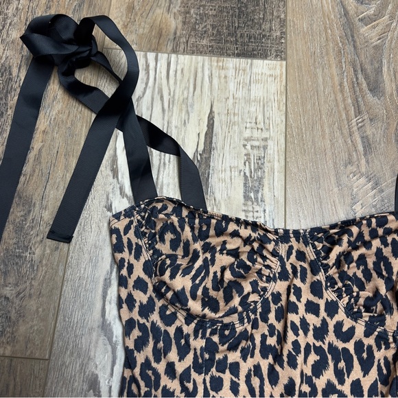 💔 sold 💔 Reformation leopard print bodysuit with black tie straps small - Picture 3 of 5